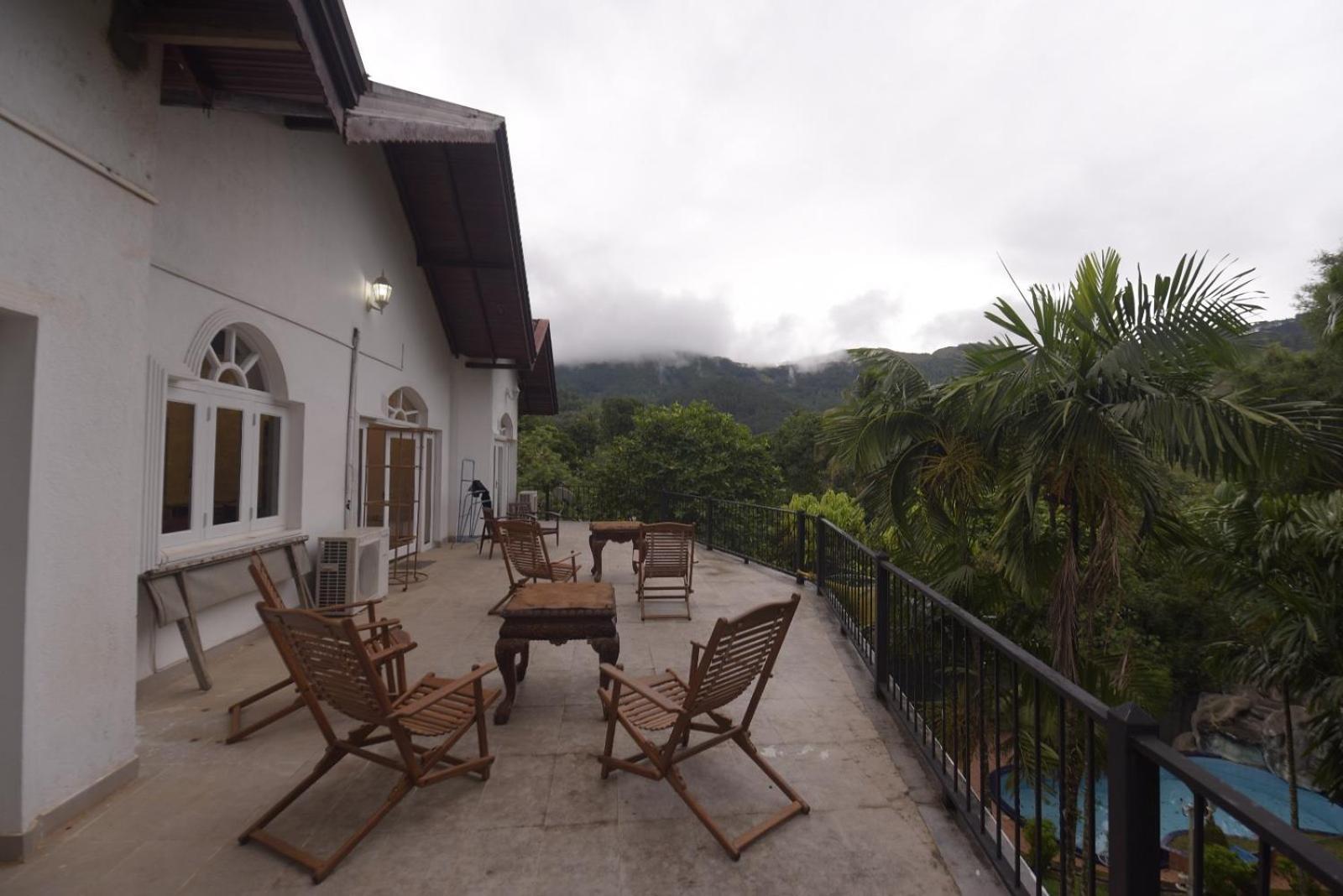 Chaminrich Villa Kandy Exterior photo