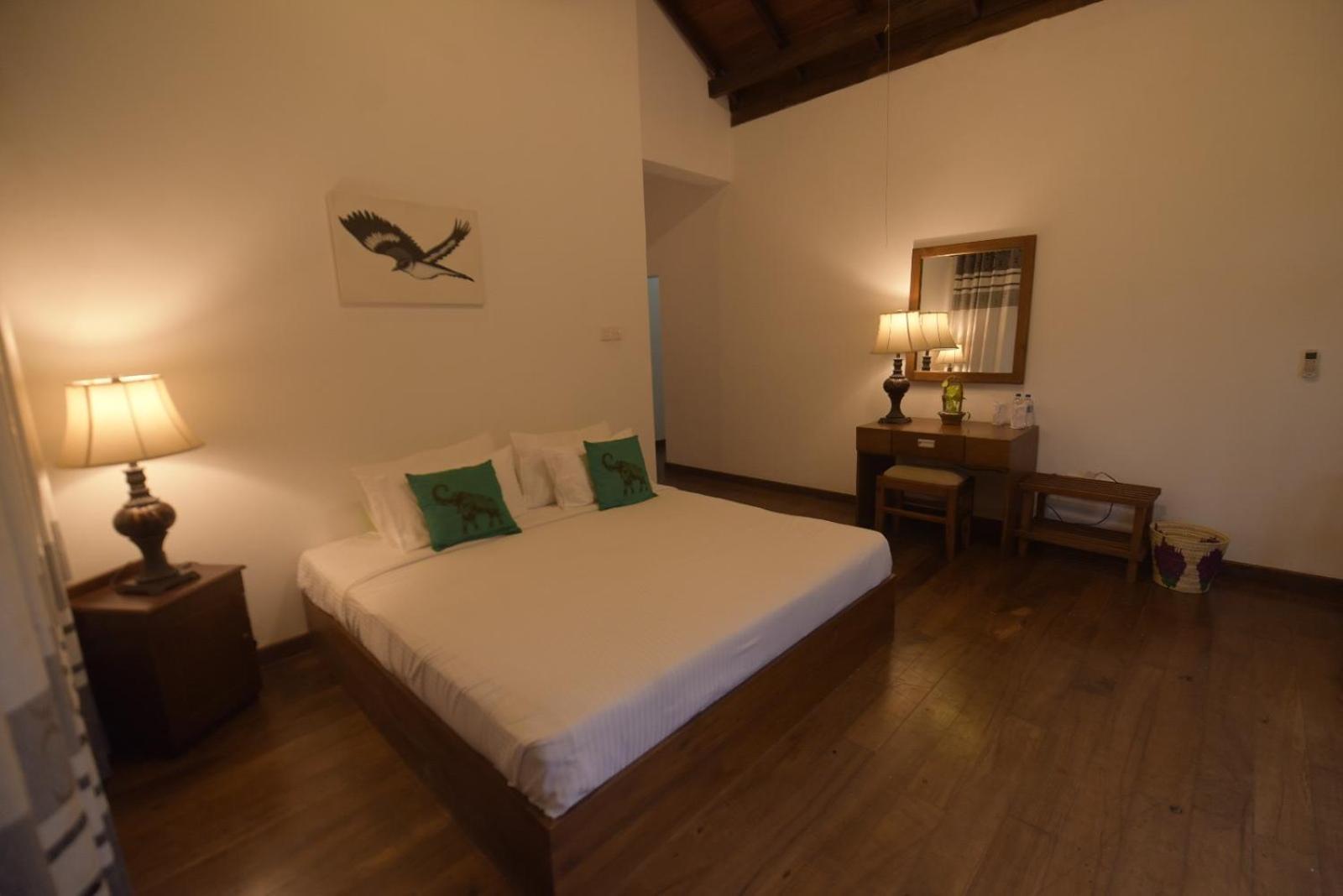 Chaminrich Villa Kandy Exterior photo